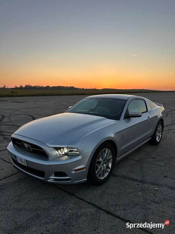 Używany 2013 Ford Mustang | 64 900 zł (Drogi) - Obraz 1/4