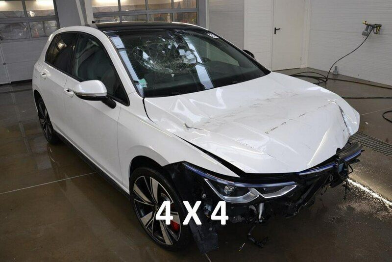 Biały Używany 2022 VW Golf VIII GTE Hatchback | 42 800 zł - Obraz 1/4