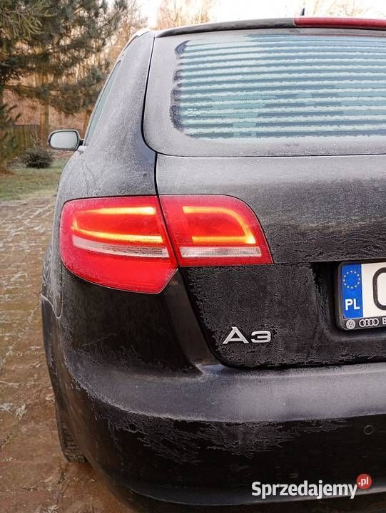 Czarny Używany 2012 Audi A3 Attraction Hatchback | 25 900 zł (Uczciwa cena) - Obraz 1/4