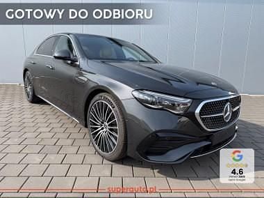 Inny kolor Nowe 2025 Mercedes A200 AMG Line Premium Plus Sedan/Limuzyna | 344 100 zł - Obraz 1/3