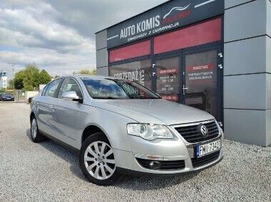 Srebrny Używany 2010 VW Passat Sedan/Limuzyna | 19 990 zł - Obraz 1/4
