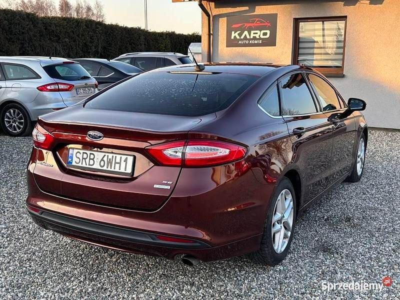 Używany Ford Fusion 2016 Bordowy Sedan/Limuzyna
