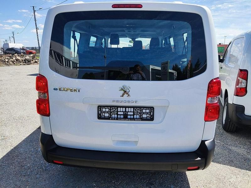 Używany Peugeot e-Expert 100 kW (136 KM) 2023 Biały Van