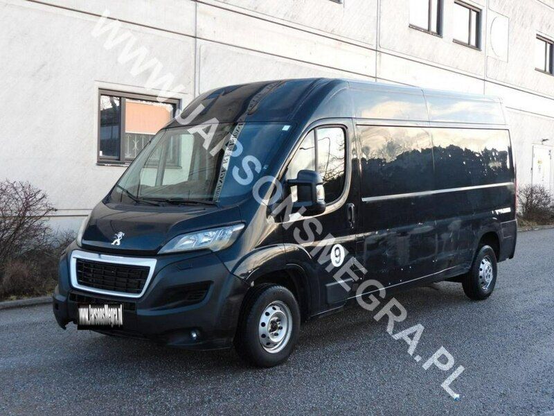 Czarny Używany 2019 Peugeot Boxer Van | 57 500 zł - Obraz 1/4
