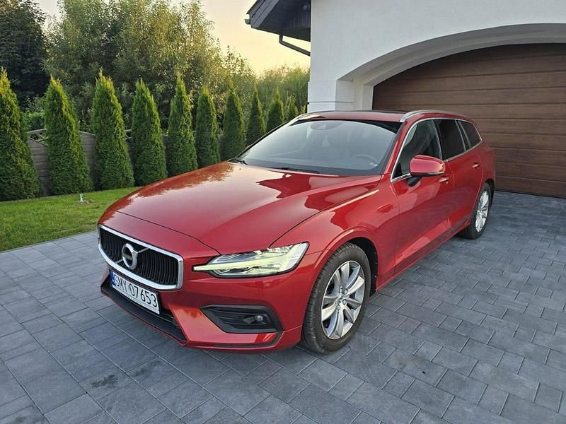 Czerwony Używany 2019 Volvo V60 Kombi | 75 900 zł (Uczciwa cena) - Obraz 1/4