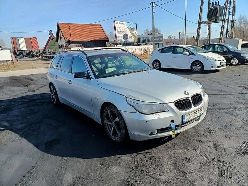 Używany BMW 520 163 KM (119 kW) 2006 Srebrny Kombi