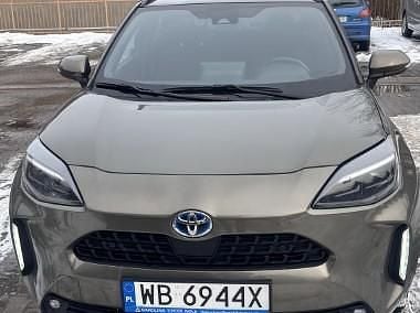 Używany Toyota Yaris Cross Comfort 116 KM (85 kW) 2022 Brązowy SUV