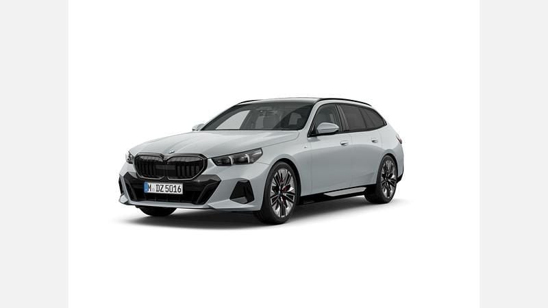 Brooklyn grey metallic metalizowany Używany 2024 BMW 540 Comfort Edition Kombi | 349 900 zł (Super Cena) - Obraz 1/3