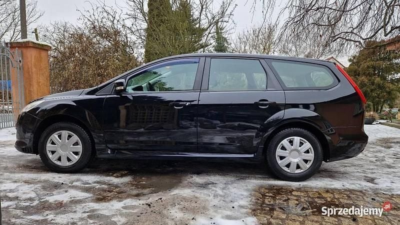 Używany Ford Focus 2008 Czarny Kombi