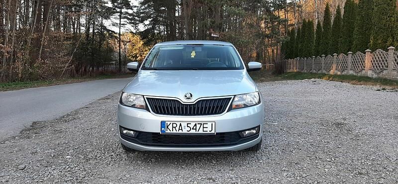 Srebrny Używany 2019 Skoda Rapid Hatchback | 35 000 zł (Uczciwa cena) - Obraz 1/4