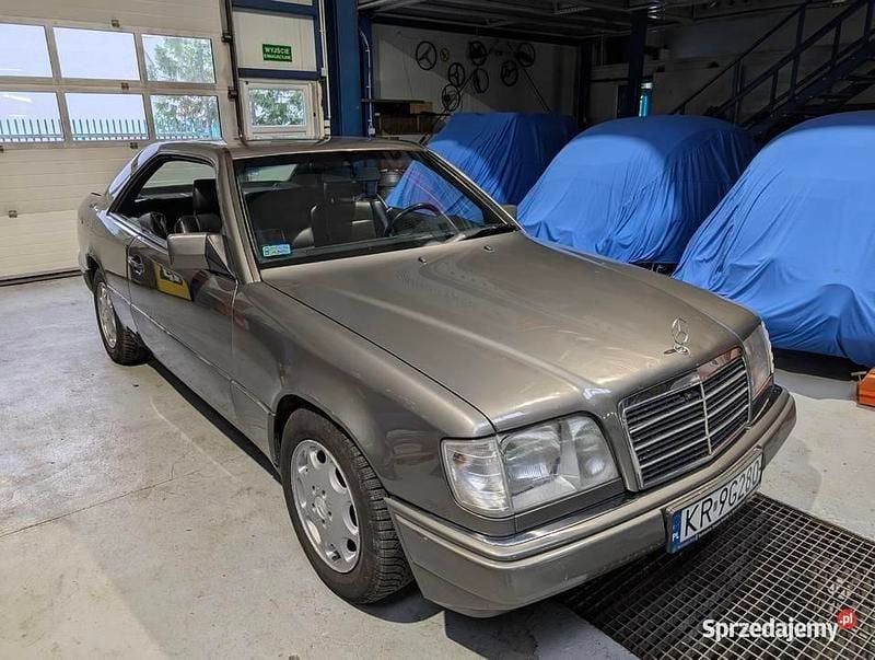 Używany 1993 Mercedes 220 Coupe | 14 900 zł - Obraz 1/4
