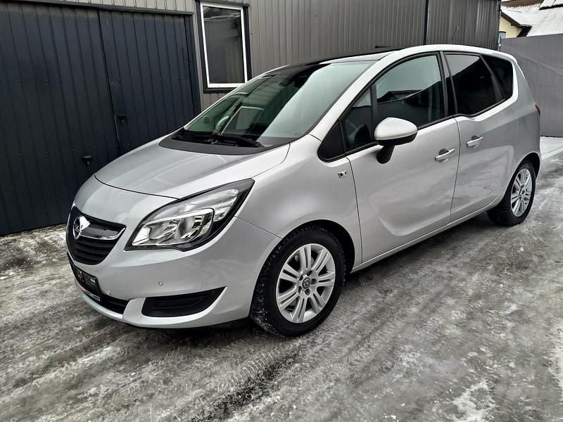 Używany Opel Meriva 140 KM (102 kW) 2015 Srebrny (metalik) Minivan
