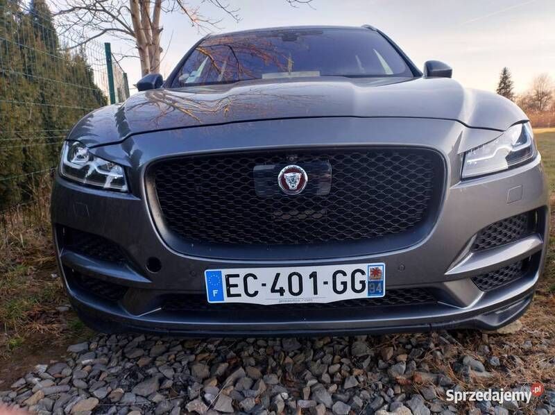 Używany 2017 Jaguar F-Pace SUV | 39 900 zł - Obraz 1/4
