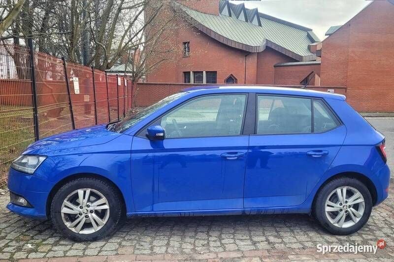 Używany Skoda Fabia Ambition 75 KM (55 kW) 2018 Niebieski Hatchback