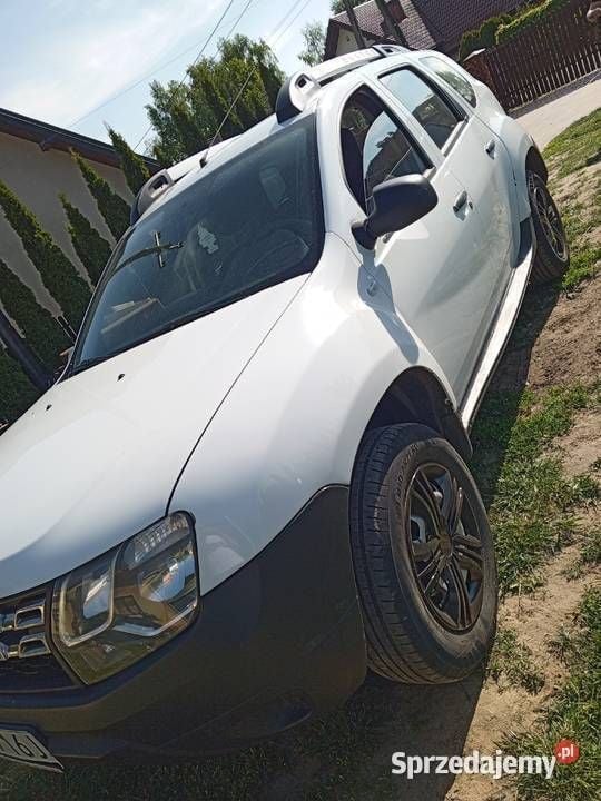 Biały Używany 2017 Dacia Duster SUV | 21 800 zł (Super Cena) - Obraz 1/4