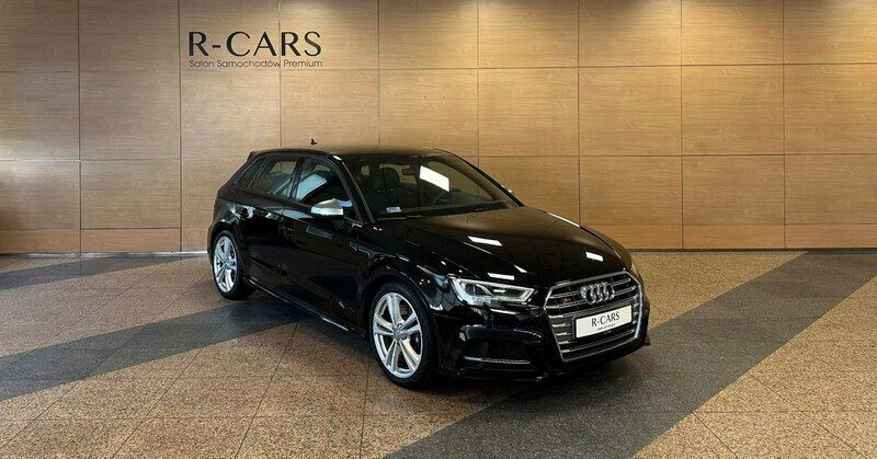 Czarny (metalik) Używany 2017 Audi S3 Sedan/Limuzyna | 107 500 zł (Dobra cena) - Obraz 1/4