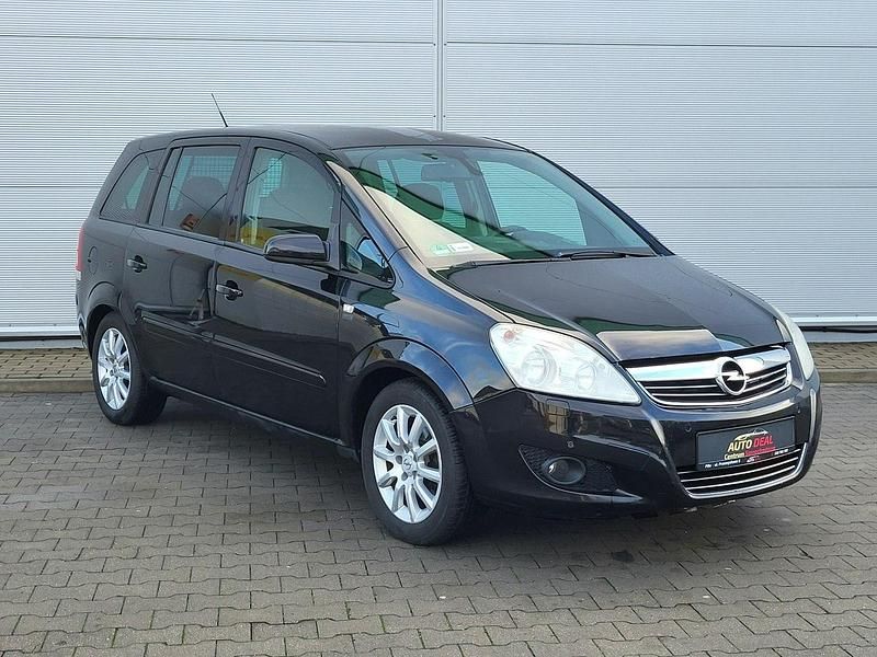Używany Opel Zafira 140 KM (102 kW) 2009 Czarny Minivan