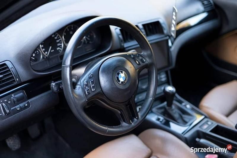 Czarny Używany 2003 BMW 325 Sedan/Limuzyna | 13 500 zł - Obraz 1/4