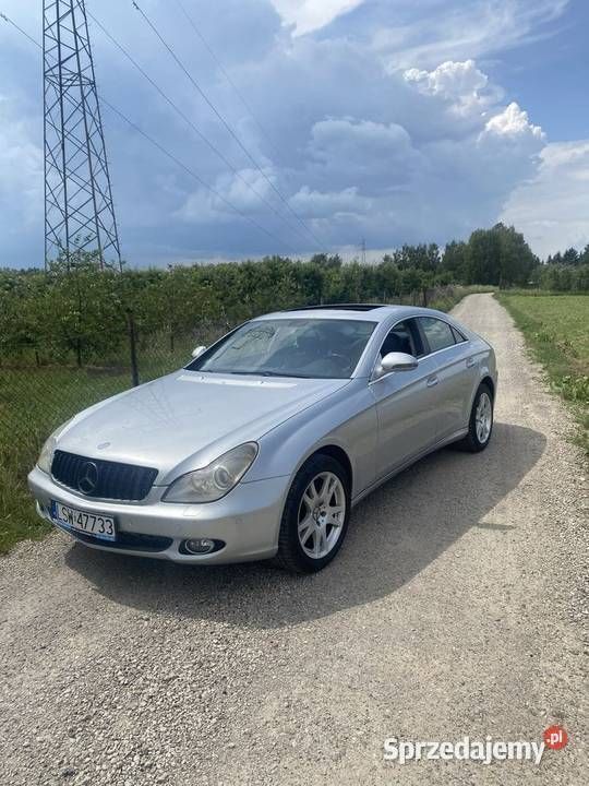 Używany Mercedes CLS350 2006 Srebrny Sedan/Limuzyna