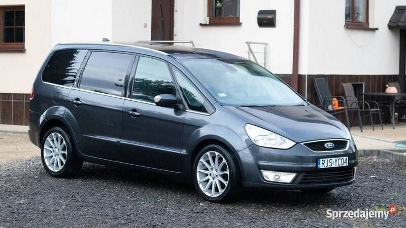 Używany Ford Galaxy Ghia 140 KM (102 kW) 2007 Granatowy Minivan