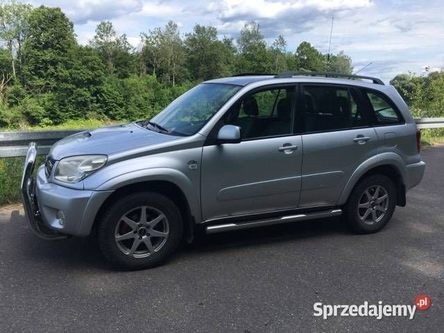 Używany Toyota RAV4 2004 Srebrny SUV
