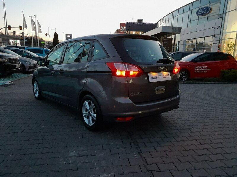 Używany Ford Grand C-Max 100 KM (73 kW) 2013 Złoty Minivan