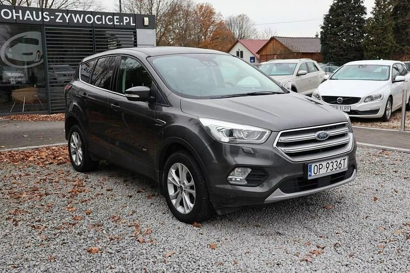 Używany Ford Kuga 150 KM (110 kW) 2018 Szary (metalik) SUV