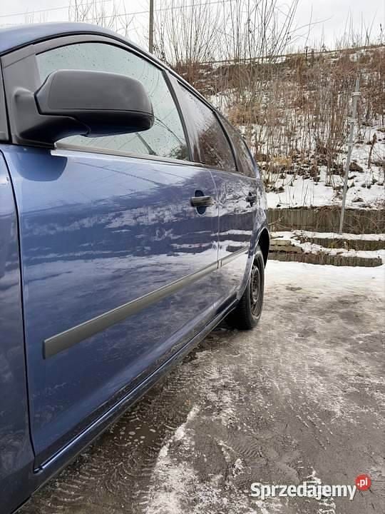 Granatowy Używany 2006 Ford Focus Kombi | 3000 zł (Super Cena) - Obraz 1/4