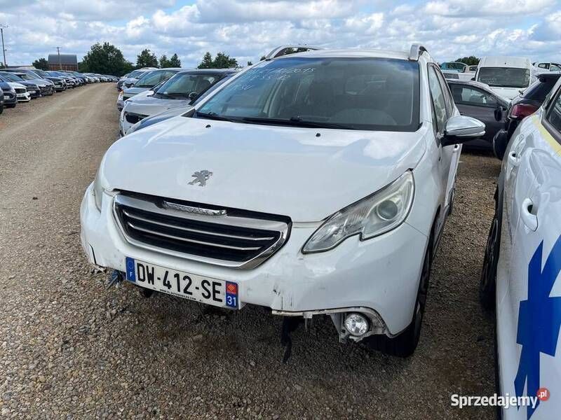 Biały Używany 2016 Peugeot 2008 Style SUV | 10 900 zł - Obraz 1/4