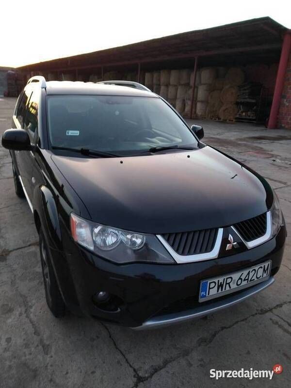 Czarny Używany 2008 Mitsubishi Outlander SUV | 35 900 zł - Obraz 1/4