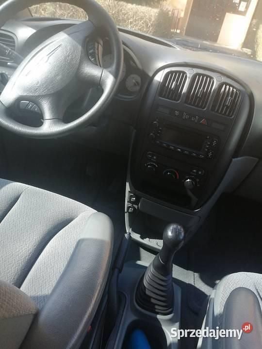 Używany Chrysler Grand Voyager 2007 Czarny Minivan