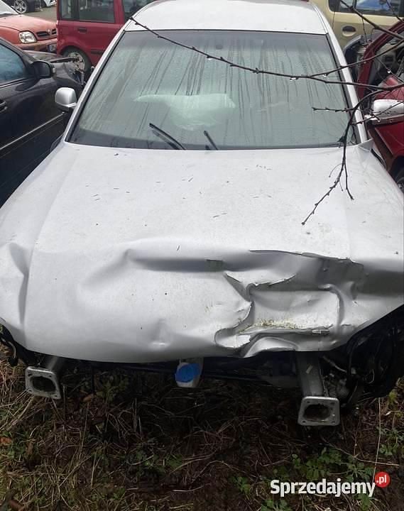 Używany VW Passat 2002 Srebrny Sedan/Limuzyna