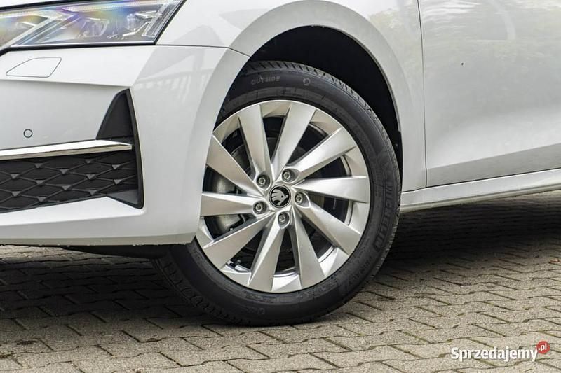 Nowe Skoda Octavia Selection 2025 Biały Sedan/Limuzyna