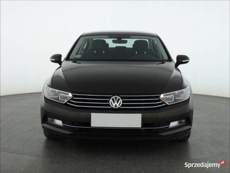 Szary Używany 2015 VW Passat Sedan/Limuzyna | 42 999 zł (Uczciwa cena) - Obraz 1/4