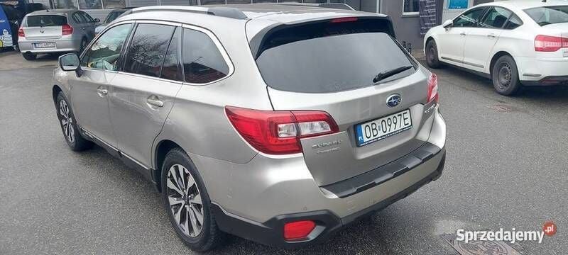 Używany 2016 Subaru Outback SUV | 55 000 zł (Super Cena) - Obraz 1/4