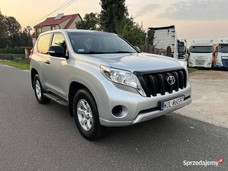Srebrny Używany 2015 Toyota Land Cruiser SUV | 122 000 zł (Drogi) - Obraz 1/4