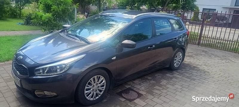 Używany 2012 Kia Ceed Hatchback | 13 000 zł (Uczciwa cena) - Obraz 1/4