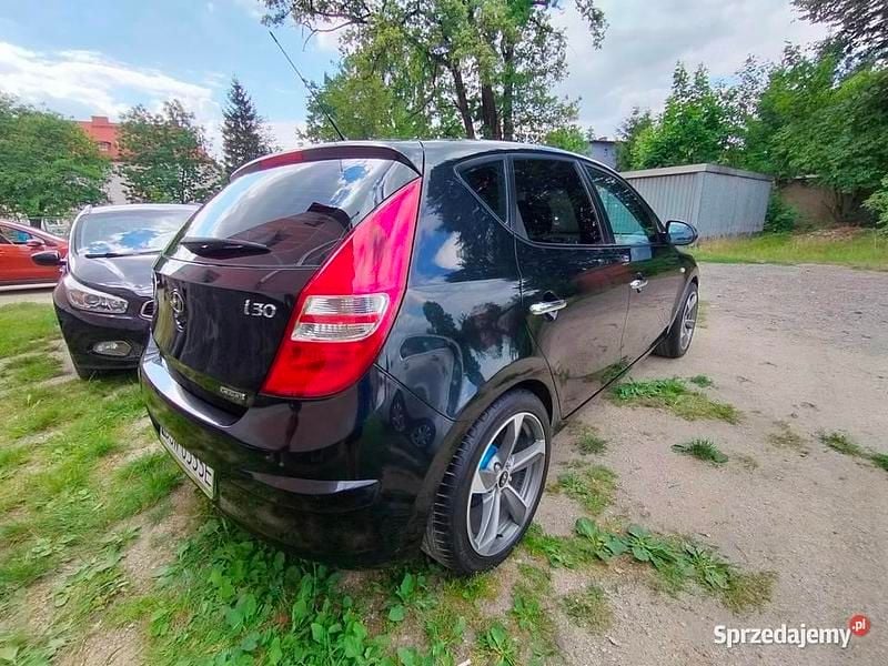 Czarny Używany 2008 Hyundai i30 Hatchback | 14 500 zł (Dość drogi) - Obraz 1/4