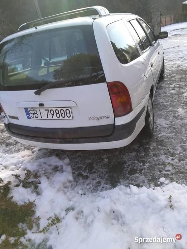 Używany Renault Mégane II 2003 Biały Sedan/Limuzyna