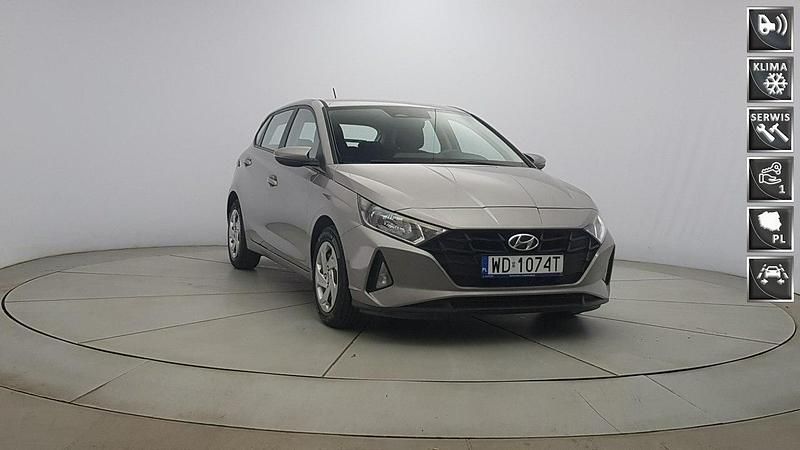 Używany Hyundai i20 84 KM (61 kW) 2022 Szary Hatchback