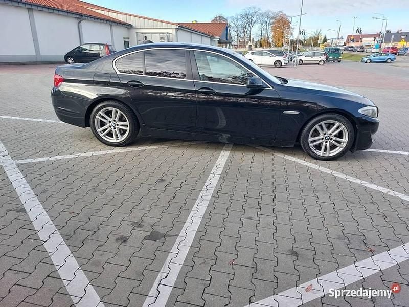 Czarny Używany 2011 BMW 520 Sedan/Limuzyna | 36 900 zł (Super Cena) - Obraz 1/4