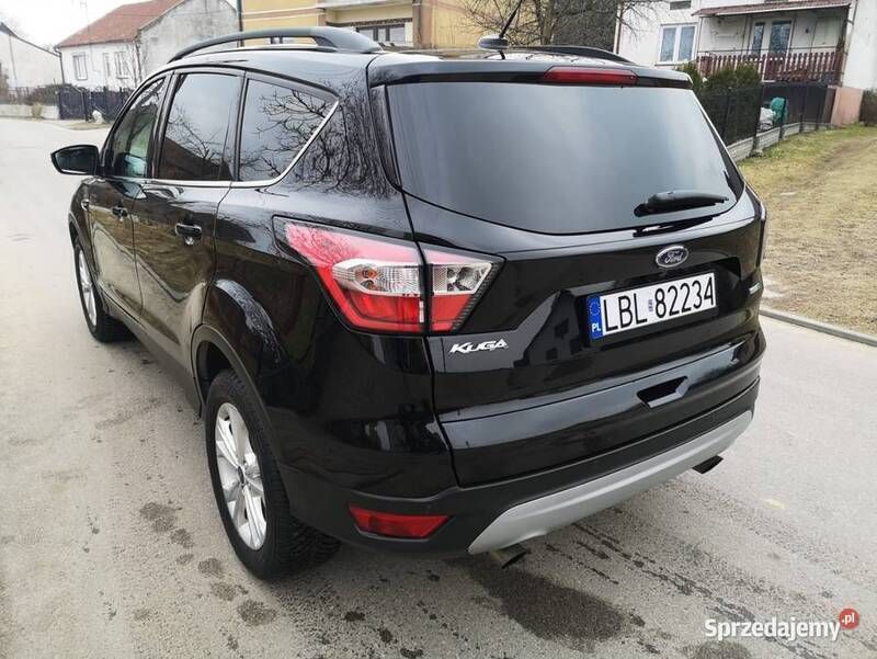 Czarny Używany 2017 Ford Kuga SUV | 55 100 zł (Dobra cena) - Obraz 1/4