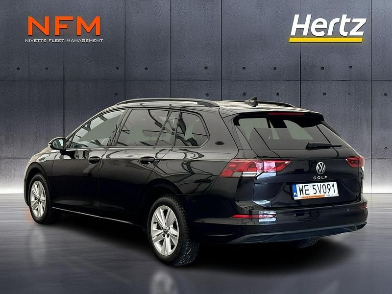 Używany VW Golf VIII Life 115 KM (84 kW) 2022 Czarny Kombi