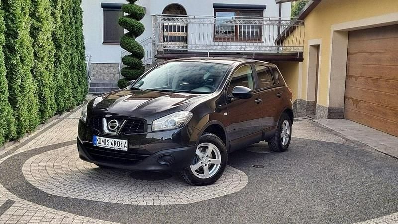 Czarny (metalik) Używany 2010 Nissan Qashqai SUV | 26 900 zł (Uczciwa cena) - Obraz 1/4