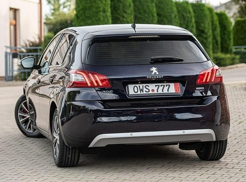 Używany Peugeot 308 GT-line 120 KM (88 kW) 2016 Fioletowy Hatchback