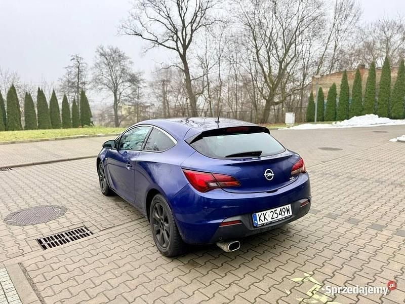 Używany Opel Astra GTC 2015 Granatowy Coupe