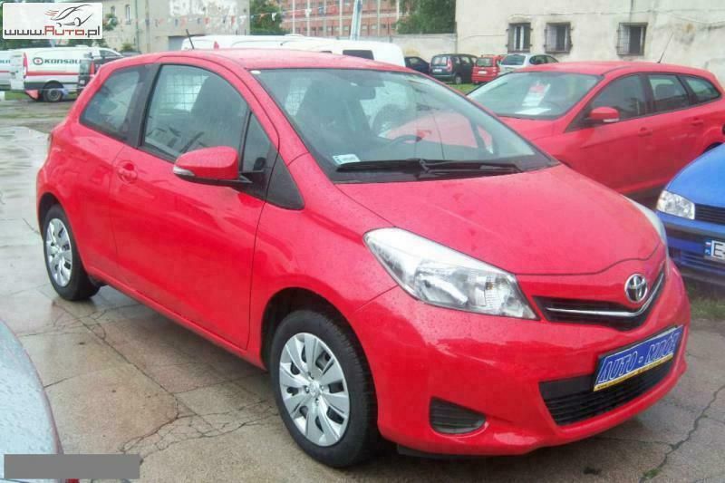 Czerwony Używany 2013 Toyota Yaris Hatchback | 28 700 zł (Uczciwa cena) - Obraz 1/4