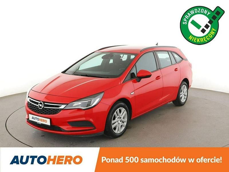 Czerwony Używany 2019 Opel Astra Kombi | 34 500 zł (Dobra cena) - Obraz 1/3