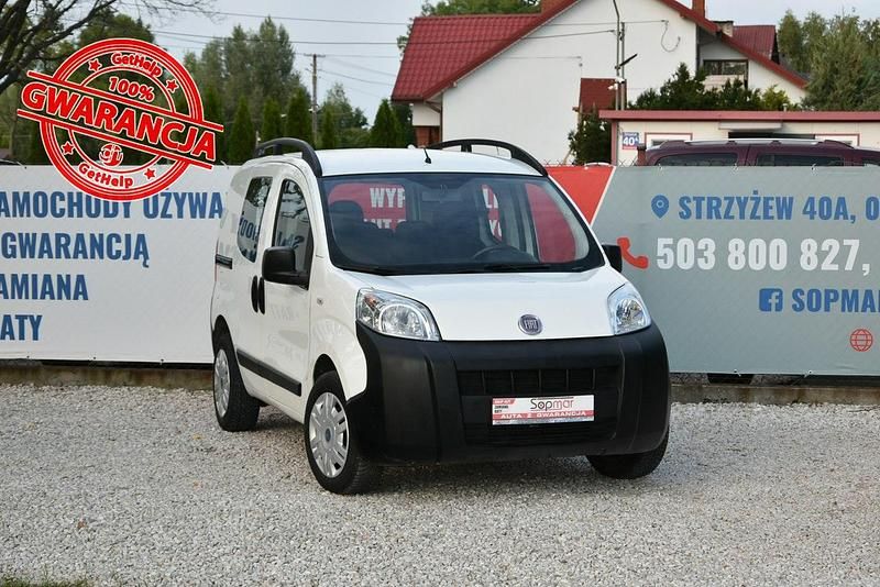 Biały Używany 2012 Fiat Fiorino Minivan | 12 900 zł (Uczciwa cena) - Obraz 1/4