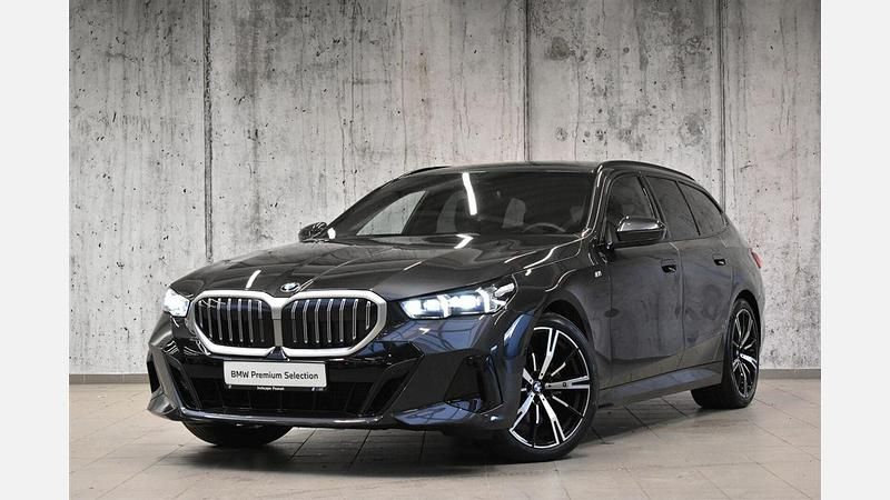 Używany BMW 520 Shadowline 197 KM (144 kW) 2025 Szary sophisto z brylantowym połyskiem metalizowany Kombi